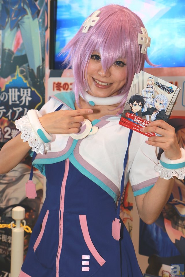 半岛(中国)_拉斯维加斯机场附近有人用无人机航拍客机，FAA展开调查