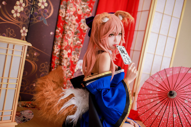 【半岛(中国)】阿迪达斯推出多款主题限定跑鞋，助力跑者“迸发春天”